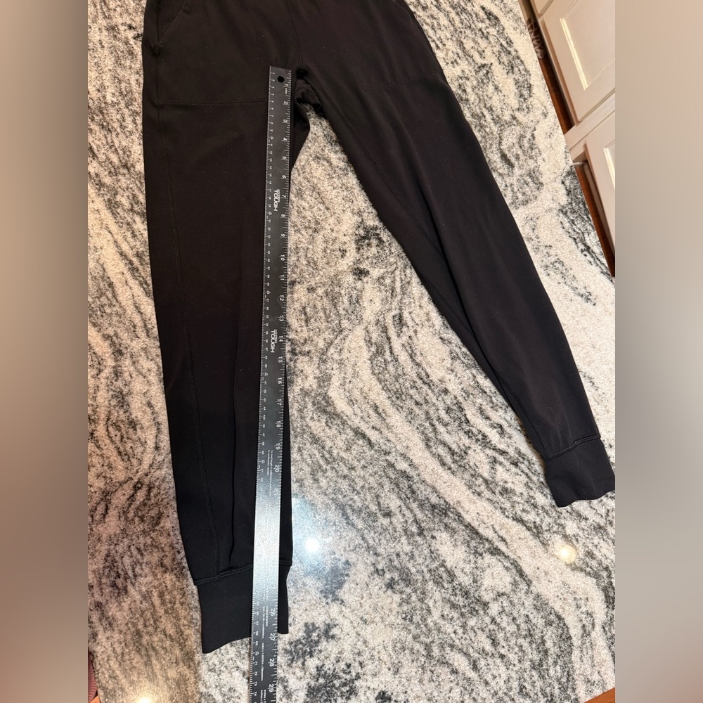 lululemon athletica Black High-Waist Joggers - Picture 3 of 5